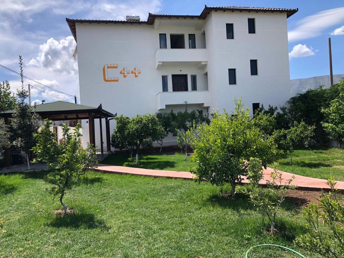 Hotel Vila C Plus Plus Berat Extérieur photo
