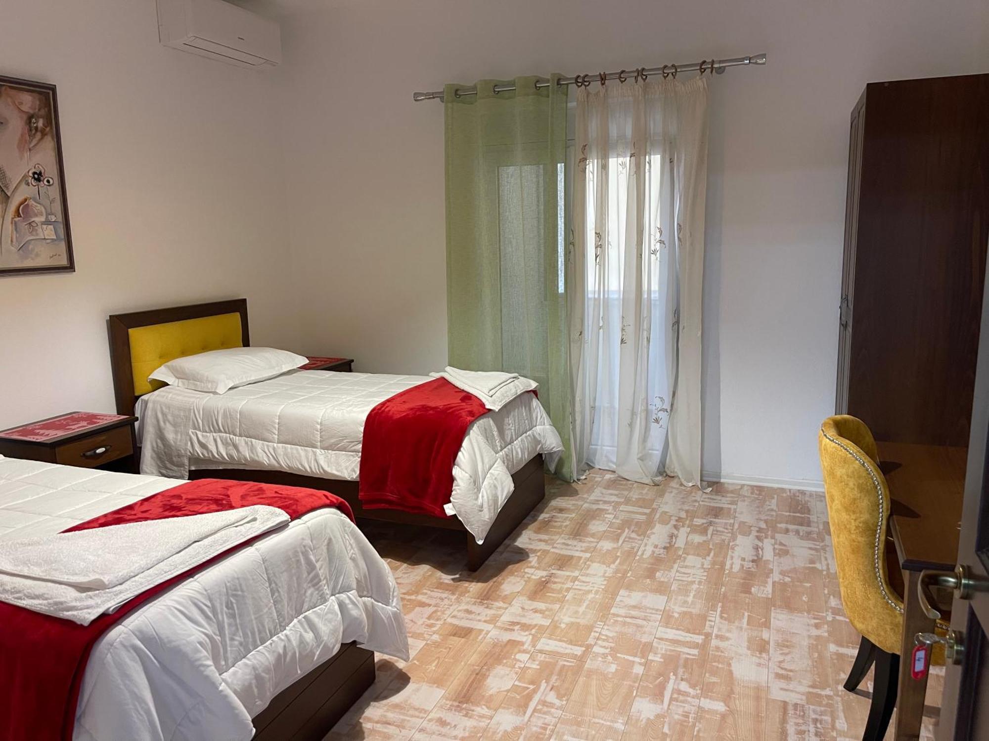 Hotel Vila C Plus Plus Berat Extérieur photo